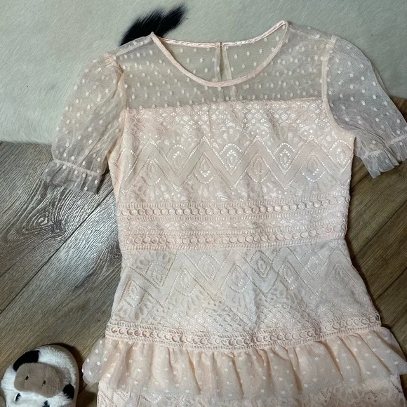BCBG girls lace puff sleeve pink dress - Picture 3 of 8